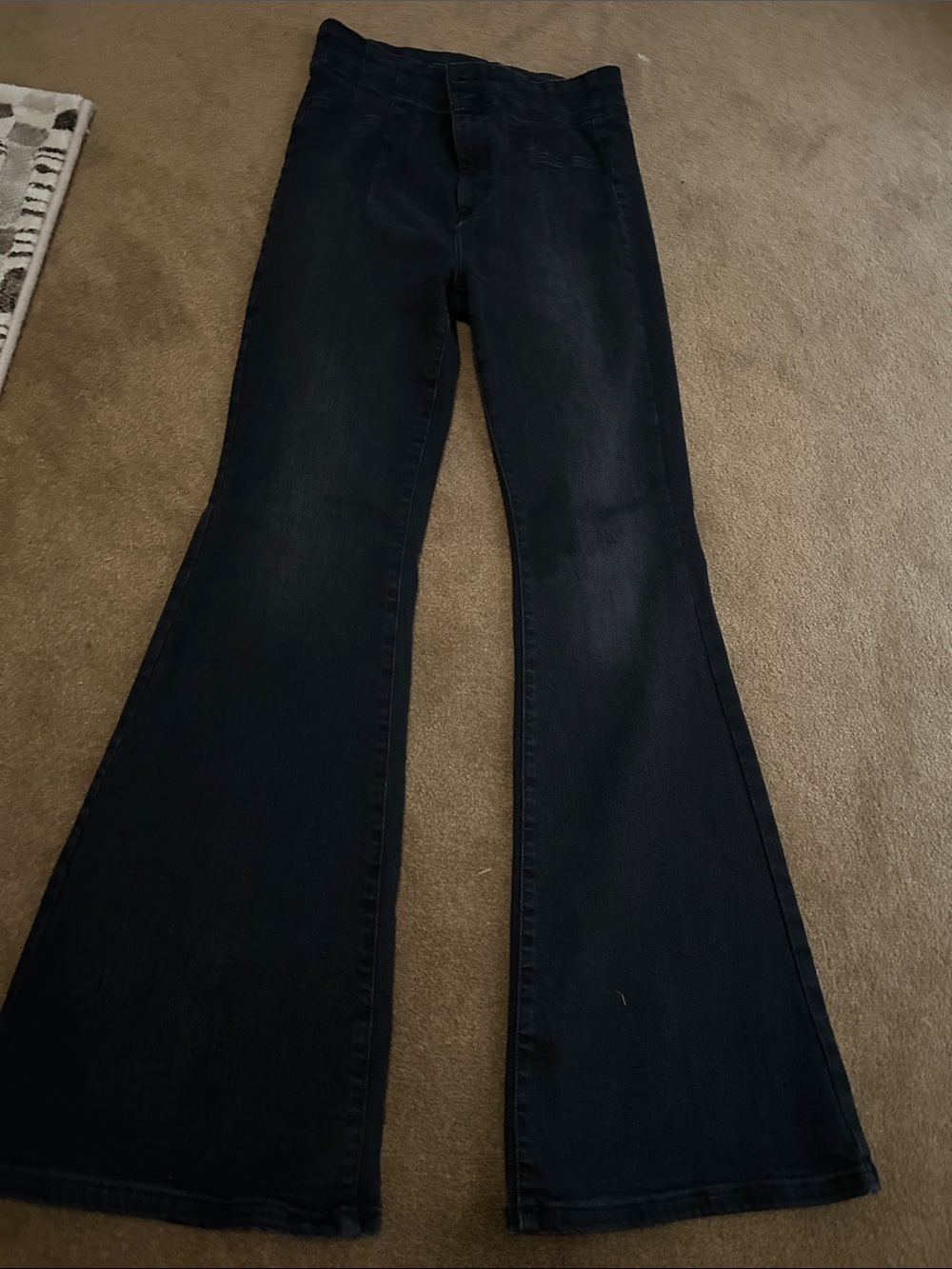 We The Free High-Waisted Classic Women's Black Flare Jeans 31W